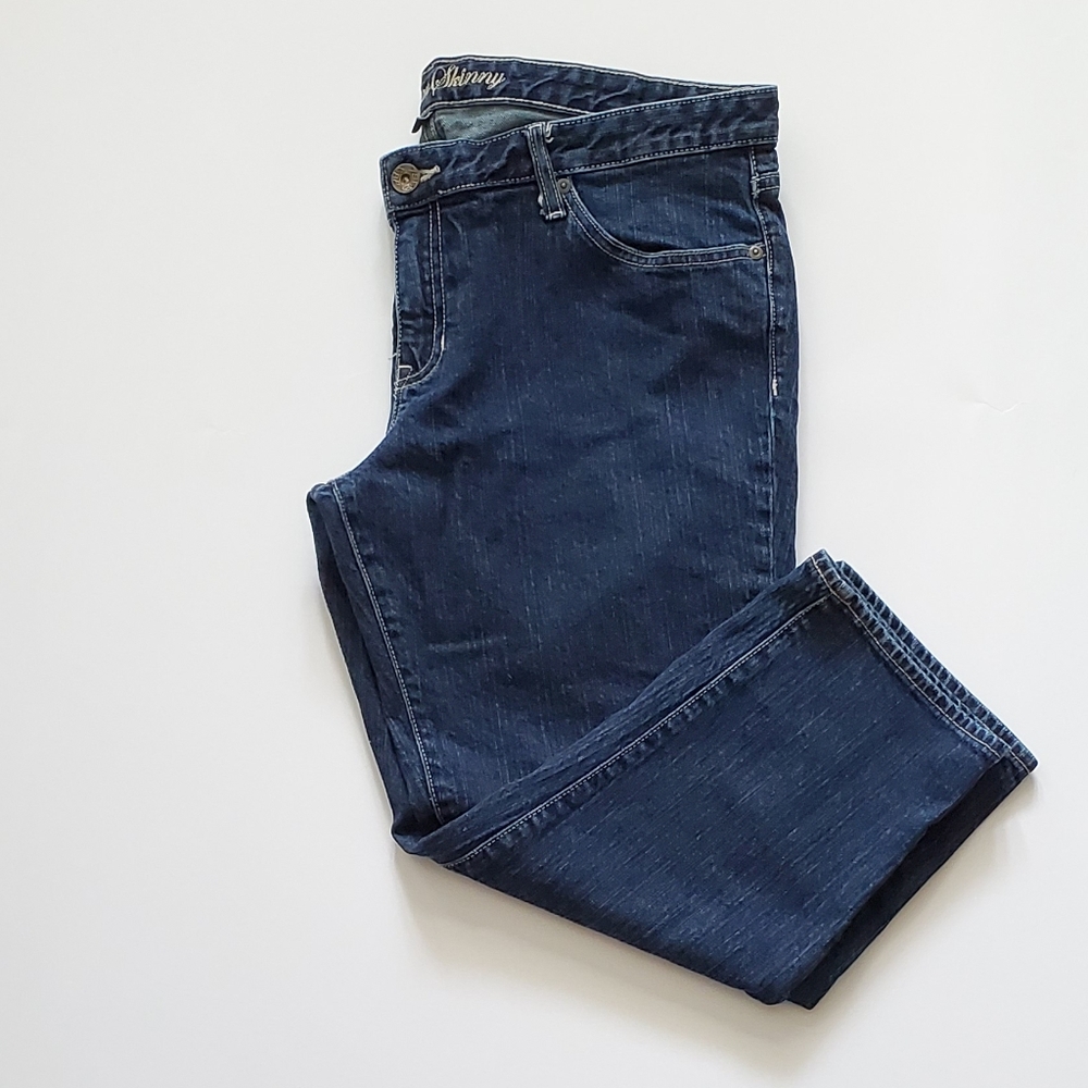 GAP Capris